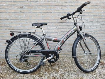 Kinderfiets (leeftijd: lagere school) beschikbaar voor biedingen