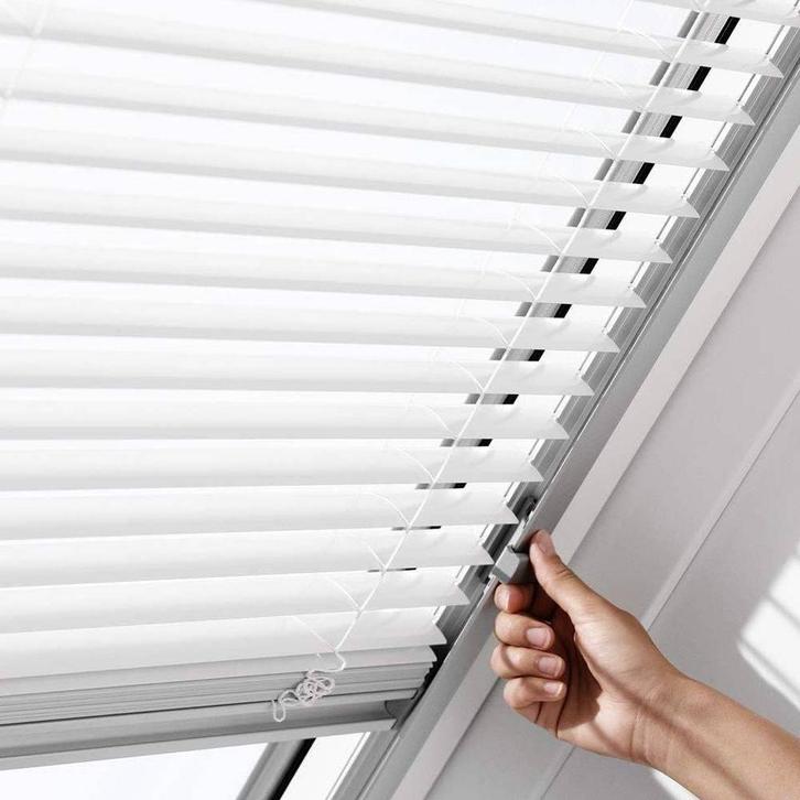 2x VELUX jaloezie PAL S06, Huis en Inrichting, Stoffering | Gordijnen en Lamellen, Gebruikt, Beige, Ophalen of Verzenden