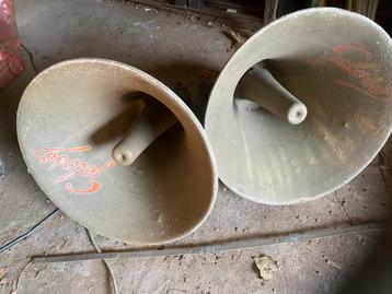 Vintage Geloso geluidshoorns beschikbaar voor biedingen