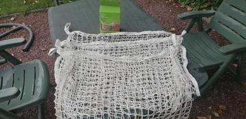 4 hooinetten 90x60 cm / 3x3 cm  beschikbaar voor biedingen