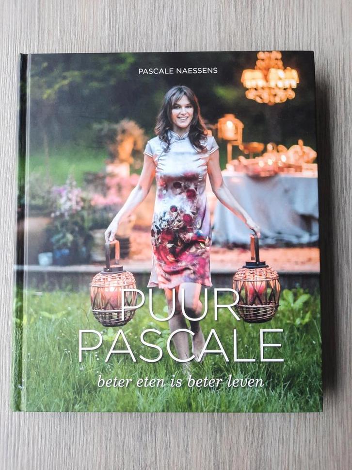 Pascale Naessens - Puur Pascale 1 en 2 ( 2 + 1 GRATIS  ), Boeken, Kookboeken, Ophalen