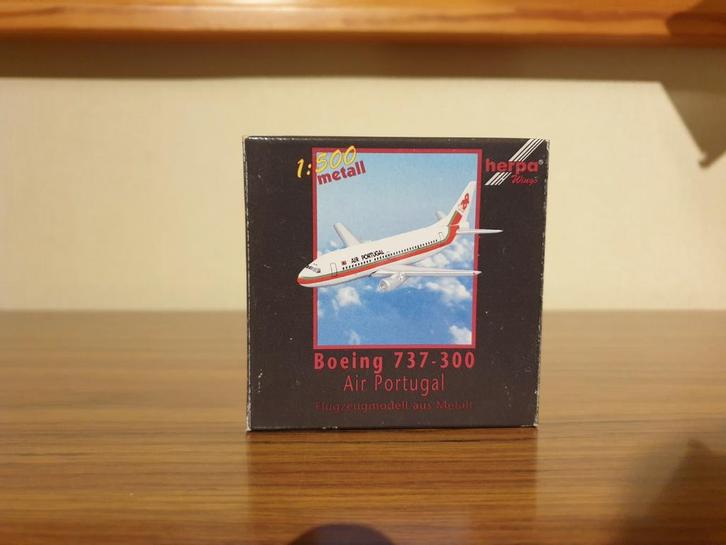 Air portugal, Verzamelen, Luchtvaart en Vliegtuigspotten, Zo goed als nieuw, Schaalmodel, Ophalen of Verzenden