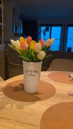 Grote vaas met tulpen, Tuin en Terras, Ophalen, Zo goed als nieuw