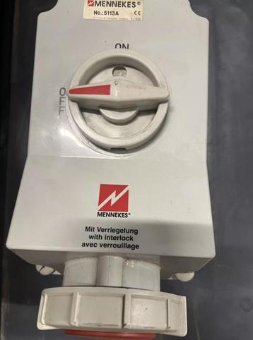 Mennekes Wandcontactdoos 63A 5P 6H 400V IP67 DUO beschikbaar voor biedingen
