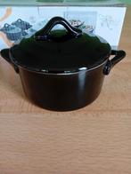 4 zwarte stenen cocottes voor warm hapje in doos., Uni, Comme neuf, Céramique, Enlèvement