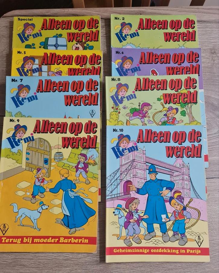Strips : alleen op de wereld / remi ( 8 stuks ), Livres, BD, Comme neuf, Enlèvement ou Envoi