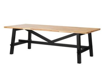 Skogsta tafel beschikbaar voor biedingen