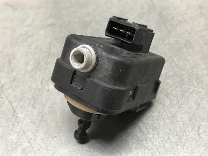 KOPLAMPMOTOR Toyota Urban Cruiser (01-2009/03-2016), Auto-onderdelen, Overige Auto-onderdelen, Toyota, Gebruikt