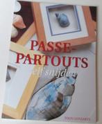 2 Hobby boekjes , wasknijpers en passe partouts, samen 3 eur, Ophalen of Verzenden, Nieuw, Overige typen