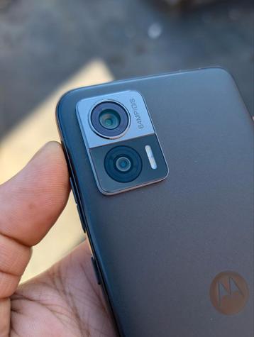 Motorola edge 30 neo in nieuwstaat. beschikbaar voor biedingen