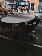 Ovale eetkamertafel (PROMO), Huis en Inrichting, Ophalen, Nieuw