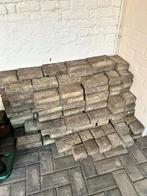 GRATIS Betonklinkers grijs - Zottegem, Ophalen, Gebruikt, Klinkers, 10 m² of meer
