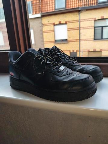 Nike Air Force 1 x Supreme beschikbaar voor biedingen