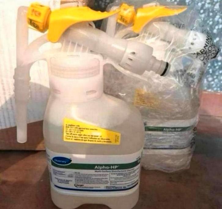 Nettoyant désinfectant pour surfaces Diversey Alpha-HP 2, Maison & Meubles, Produits de nettoyage, Produit de nettoyage, Enlèvement ou Envoi