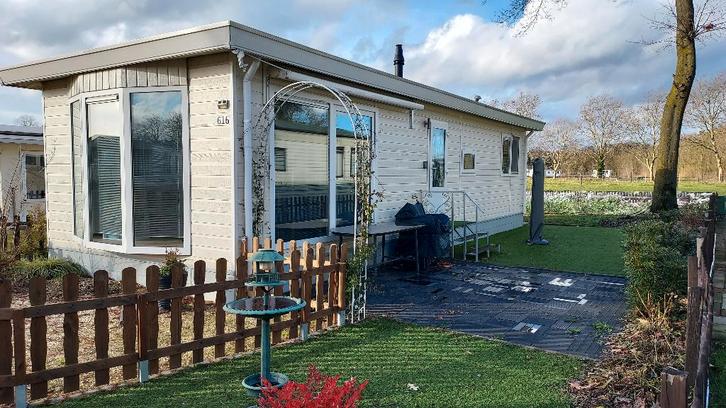 Mooie houten stacaravan, Caravans en Kamperen, Stacaravans, tot en met 4, Ophalen