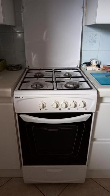 beko gasfornuis met oven, smal model beschikbaar voor biedingen