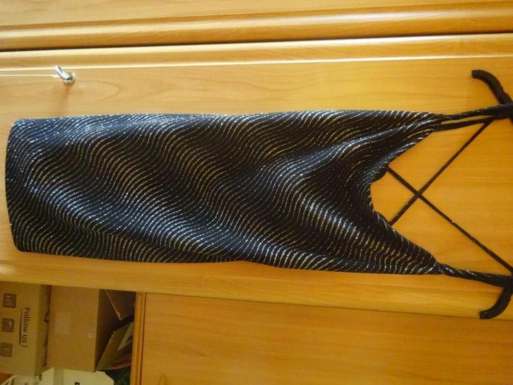 kleedje, Kleding | Dames, Jurken, Zo goed als nieuw, Maat 36 (S), Zwart, Boven de knie, Ophalen