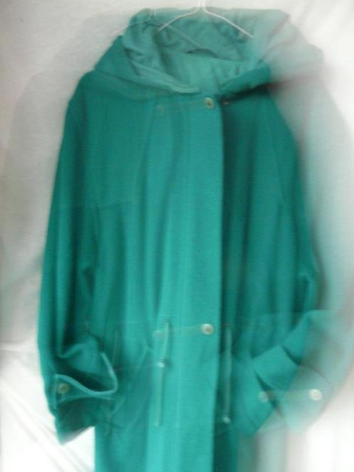 Grasgroene  damesjas met kap  : 35% wol, Kleding | Dames, Jassen | Winter, Gedragen, Groen, Ophalen