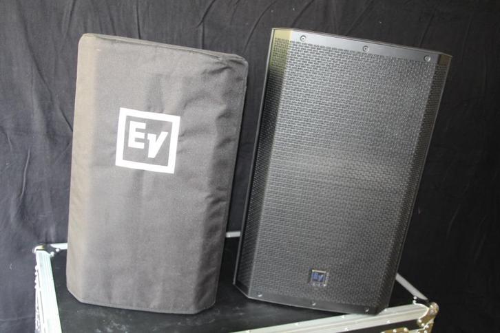 8x Enceinte amplifiée Electro Voice ZLX15BT bluetooth housse, TV, Hi-fi & Vidéo, Enceintes, Comme neuf, Haut-parleurs Frontaux, Arrière ou Stéréo