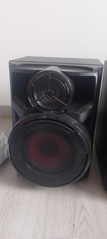 LG Hi-Fi system R-S500 beschikbaar voor biedingen