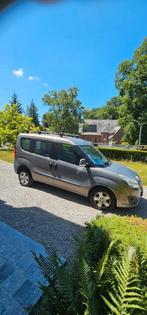 Opel combo utilitaire, Auto's, Particulier, Zilver of Grijs, Te koop, Handgeschakeld