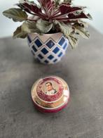 Vintage porseleinen pillendoosje, Antiek en Kunst, Ophalen