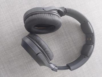 SONY WIRELESS HEADPHONE beschikbaar voor biedingen