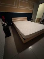 Tweepersoonsbed 200x160 met lattenbodems en matras, Huis en Inrichting, Slaapkamer | Bedden, Ophalen, Zo goed als nieuw