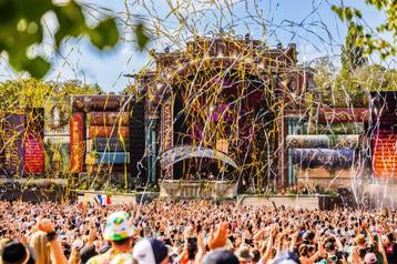 Tomorrowland magnificent greens beschikbaar voor biedingen