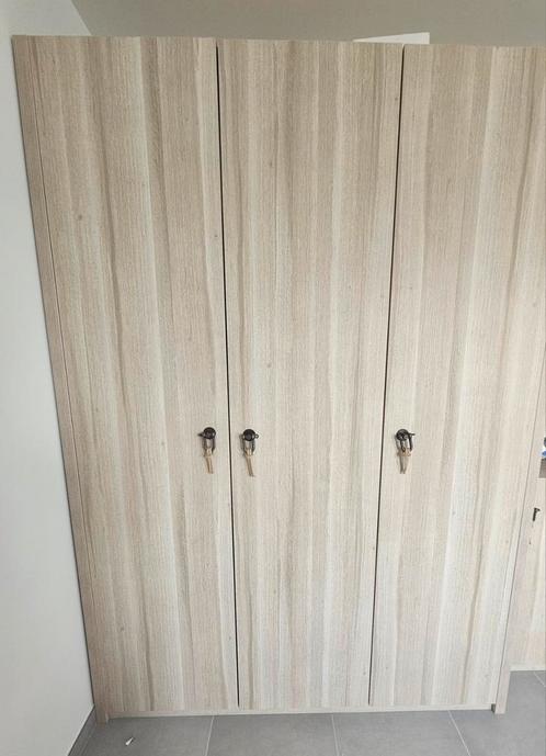 Volledige kinderkamer met bureau, Huis en Inrichting, Slaapkamer | Complete slaapkamers, Zo goed als nieuw, Ophalen