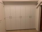 Witte kast schuine wand, Huis en Inrichting, Ophalen, Zo goed als nieuw