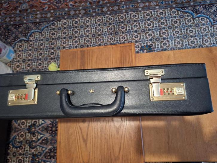 Nieuwe bestekkoffer van 70 stuks, zie foto's, Huis en Inrichting, Keuken | Bestek, Zo goed als nieuw, Ophalen