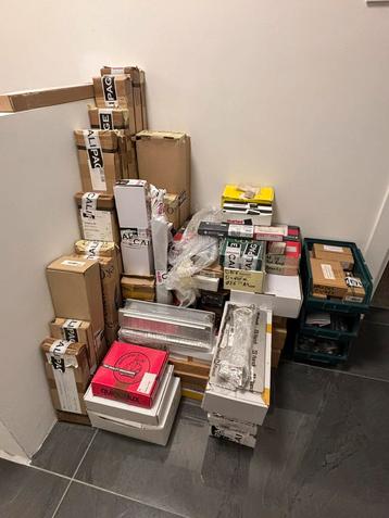 Groot lot deurhendels inox brievenbus platen van alles beschikbaar voor biedingen