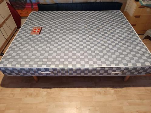 Matelas neuf 160 x 200, Huis en Inrichting, Slaapkamer | Matrassen en Bedbodems, Zo goed als nieuw, Matras, 160 cm, 200 cm, Tweepersoons