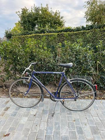 Stadsfiets heren beschikbaar voor biedingen