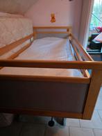 Lit medicalise en bois avec matelas handicap, Enlèvement, Bois