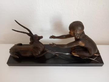 Fille Art Déco avec antilope, Enlèvement ou Envoi
