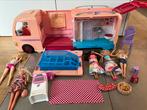 Groot lot barbie inclusief camper, Kinderen en Baby's, Speelgoed | Poppen, Ophalen, Barbie