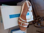 Chaussure, Ophalen, Beige, Nieuw, Sandalen of Muiltjes