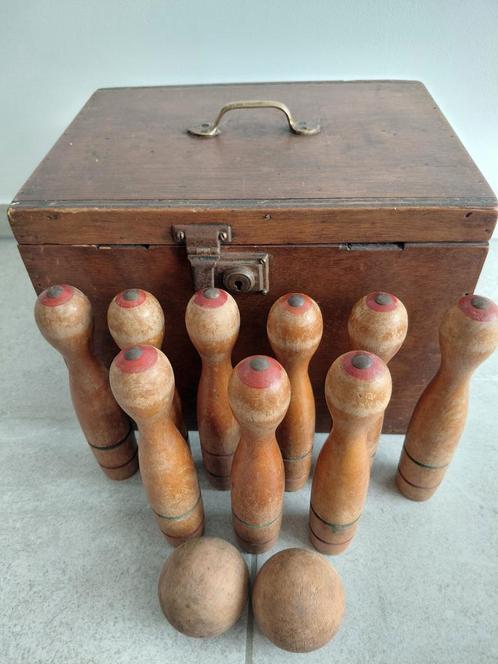 Vintage kegeltjes Josco met 9 beukenhouten kegels +2 ballen, Antiek en Kunst, Curiosa en Brocante, Ophalen of Verzenden