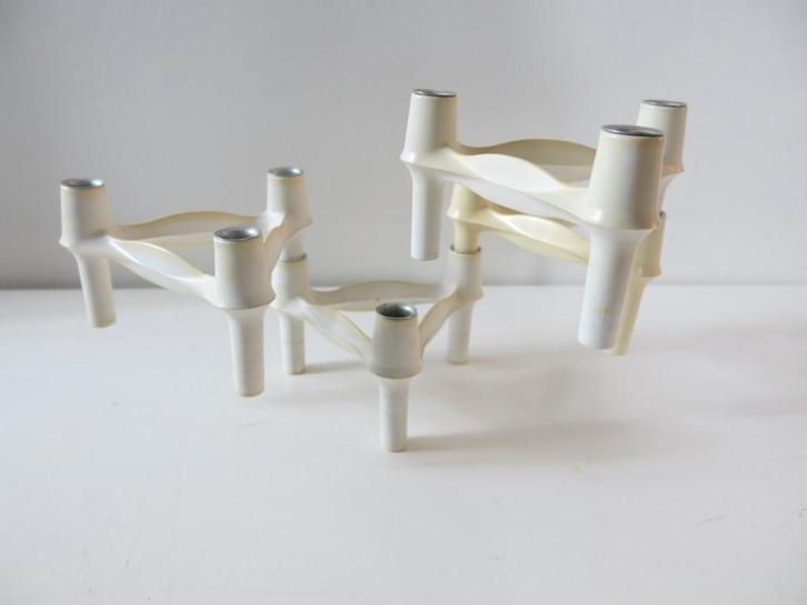 4 witte  BMF stoff nagel kandelaar kunststof, Antiek en Kunst, Kunst | Designobjecten, Ophalen of Verzenden