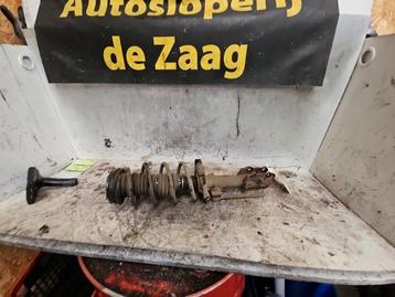 Schokdemperpoot rechts-voor van een Ford Fiesta beschikbaar voor biedingen