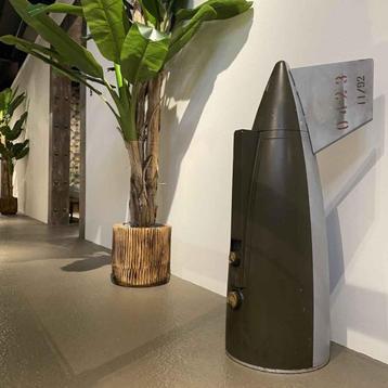 Vliegtuig benzinetank beschikbaar voor biedingen