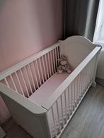 Volledige zeer mooie babykamer. Babybed, comode, kleerkast., Ophalen, Zo goed als nieuw, Jongetje of Meisje