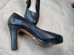 Merk Clarks : zwarte pumps mt 39 (zie foto"s), Pumps, Zwart, Ophalen of Verzenden, Clarks