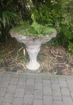 Mooie betonnen fontein bloempot, 60 cm of meer, Beton, Tuin, Rond