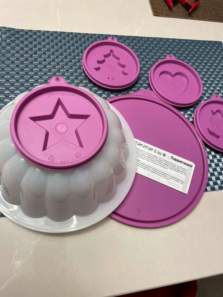 Gastronom Tupperware, Hobby en Vrije tijd, Taarten en Cupcakes maken, Nieuw, Bakvorm, Taarten, Ophalen of Verzenden