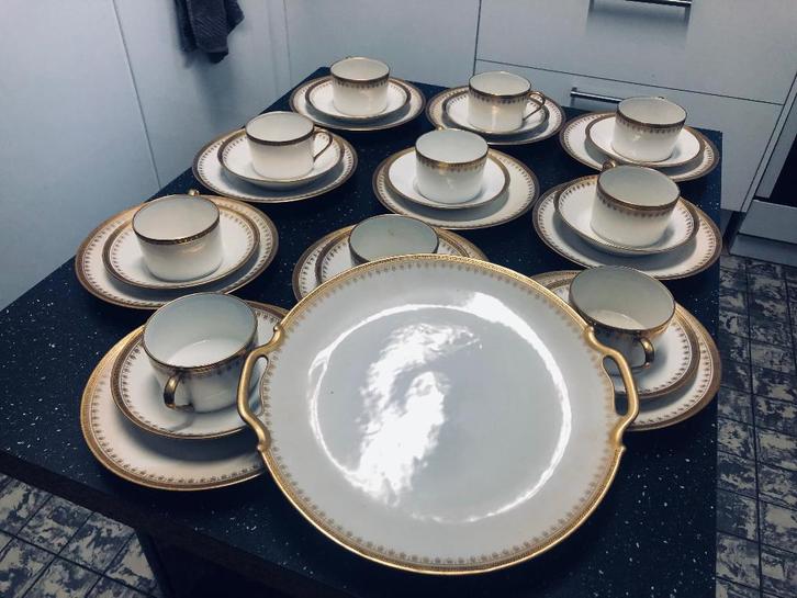 Porcelain, Huis en Inrichting, Keuken | Servies, Zo goed als nieuw, Porselein, Ophalen of Verzenden
