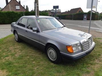 Mercedes 230e 1992 145000 kms climatisation.  beschikbaar voor biedingen