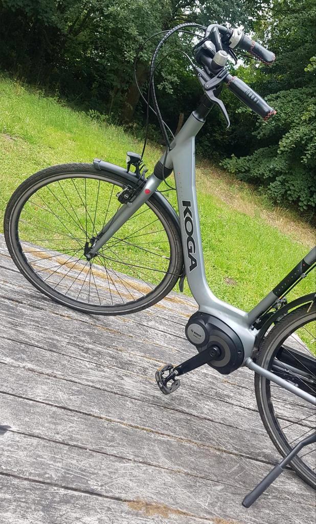 2 elektrische Bosch Fietsen Gazelle Koga middenmotor, Fietsen en Brommers, Elektrische fietsen, Zo goed als nieuw, Gazelle, Ophalen